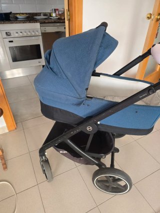 Carrito Cybex y Hamaca Baby Move