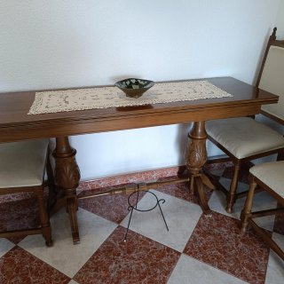 Conjunto de Mesa plegable y 4 Sillas de Madera