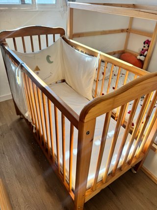 Cuna de madera maciza bebé