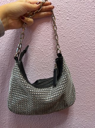 Bolso de mano diamantes con cadena