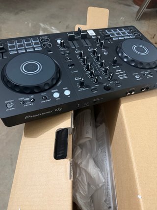 Equipo DJ en Caja - Buen Estado
