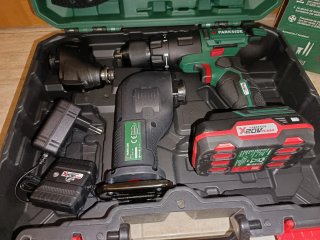 Multiherramienta Parkside  + Batería + Cargador