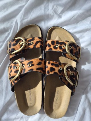 Sandalias Leopardo Stradivarius