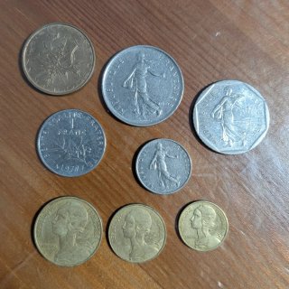 Lote 8 Monedas Francesas Francos y Céntimos