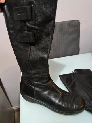 Botas altas Wonders piel negra talla 40
