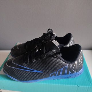 Zapatillas Nike Fútbol Sala Negras y Azules niñ@