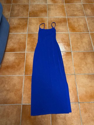 Vestido largo azul brillante