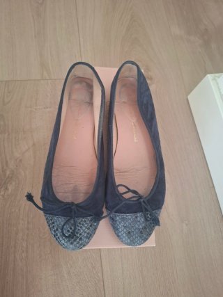 Bailarinas  piel color Azul.Talla 40