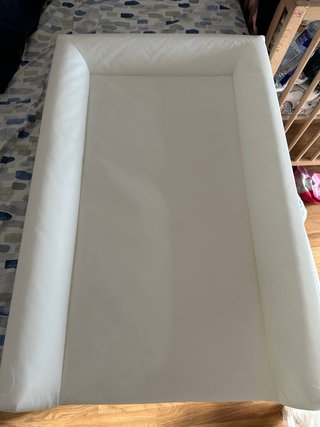 Cambiador de pañales IKEA