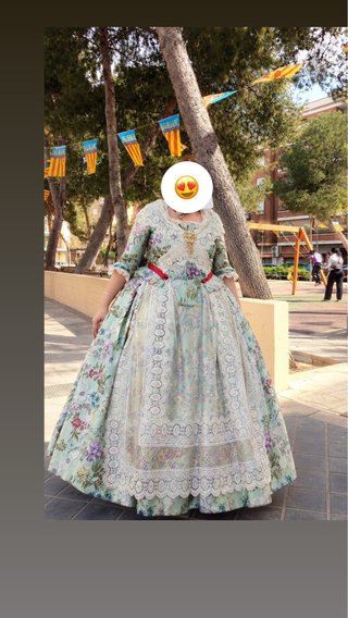 Traje de Fallera Talla 42-44 Completo