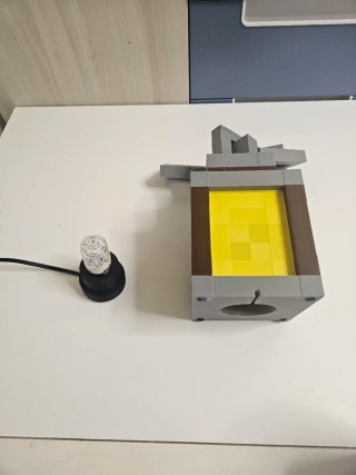 Lámpara Minecraft Funcional impresa en 3D