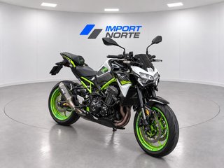 Kawasaki Z900 2021 Negra y Verde