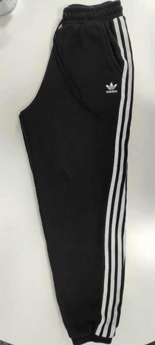 Pantalón Adidas negro con rayas