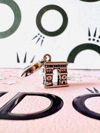 Charm Pandora Arco del Triunfo