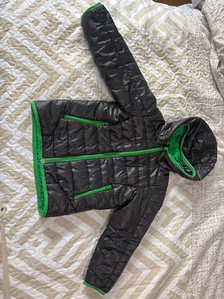 Abrigo Infantil Negro y Verde