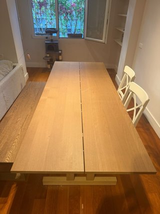Conjunto Mesa de Comedor, Banco y Sillas