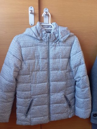 Chaquetón Deportivo Gris con Guata