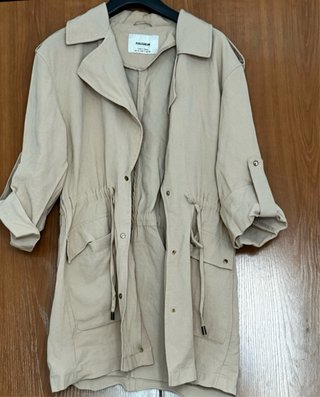 Chaqueta Pull&Bear beige
