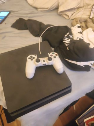 Consola PlayStation 4 (PS4)