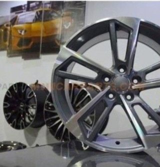 Juego de 4 Llantas 18 New RS5 Grey AU041