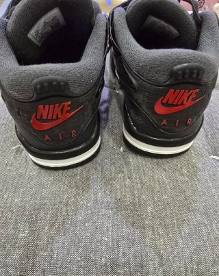 2 Pares de Zapatillas Nike Jordan Talla 35-36