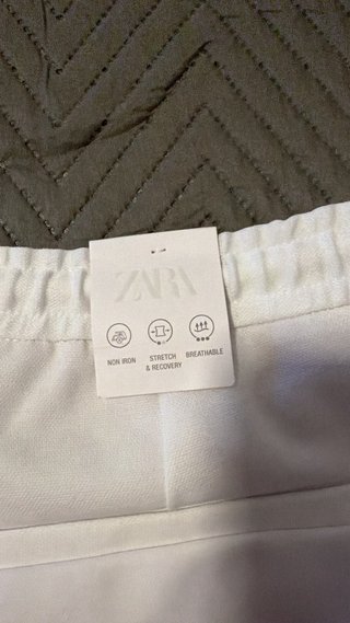Pantalones cortos blancos con etiqueta nunca usado