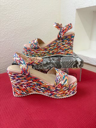 Sandalias de Plataforma Multicolor