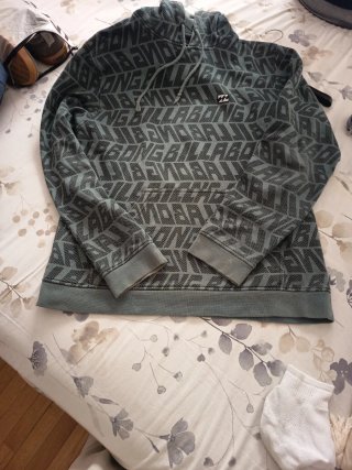 Sudadera Billabong con estampado