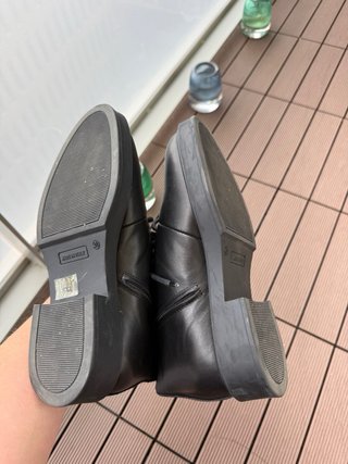 Botines Negros Minimalistas
