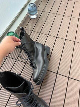 Botines Negros Minimalistas