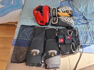 Equipación Boxeo/MMA Buddha Guantes 6oz