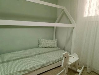 Cama infantil tipo casita 70x140