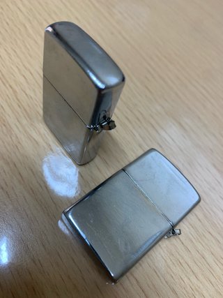 Accendino metallico stile Zippo