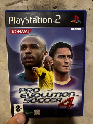 Pro Evolution Soccer 4 PS2
