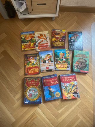 Lote de 11 libros de Gerónimo Stilton