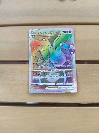 Carta Pokémon Charizard VASTRO 280 HP