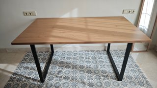 Mesa de comedor 90x160 color roble cálido/negro