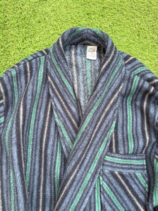 Bata de Hombre Azul con Rayas Verdes Talla M