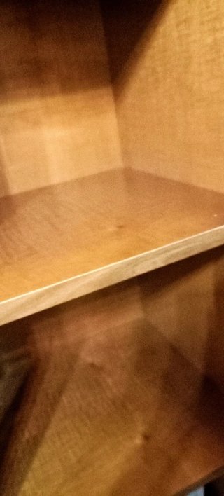 Mobile vetrina in legno