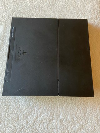 Console PlayStation 4 (PS4) per parti