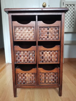 Cajonera de madera estilo colonial
