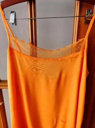 Camiseta lencera Violeta by Mango naranja talla L