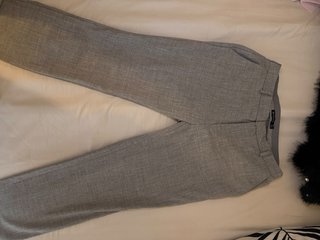 Pantalón de traje gris Stradivarius Talla S