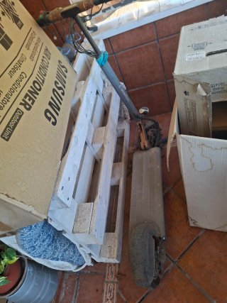 Patinete SmartGyro para reparar