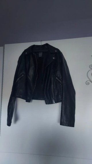 Chaqueta motera negra mujer