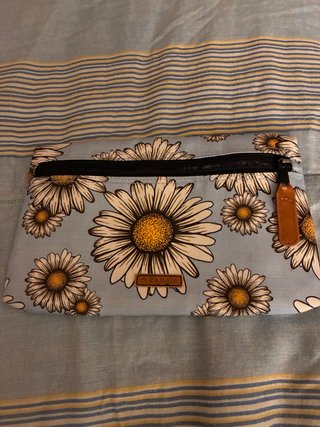 Estuche o neceser Capata flores