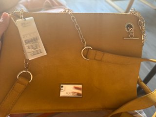 Bolso Parfois Mostaza de Ante