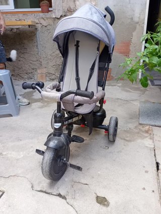 Triciclo infantil con funda