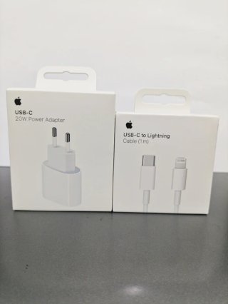 Cargador iPhone Original 20W y Cable Lightning