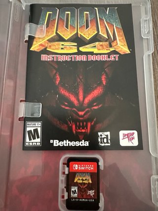 DOOM 64 LIMITED RUN GAMES + CARTA NINTENDO SWITCH
